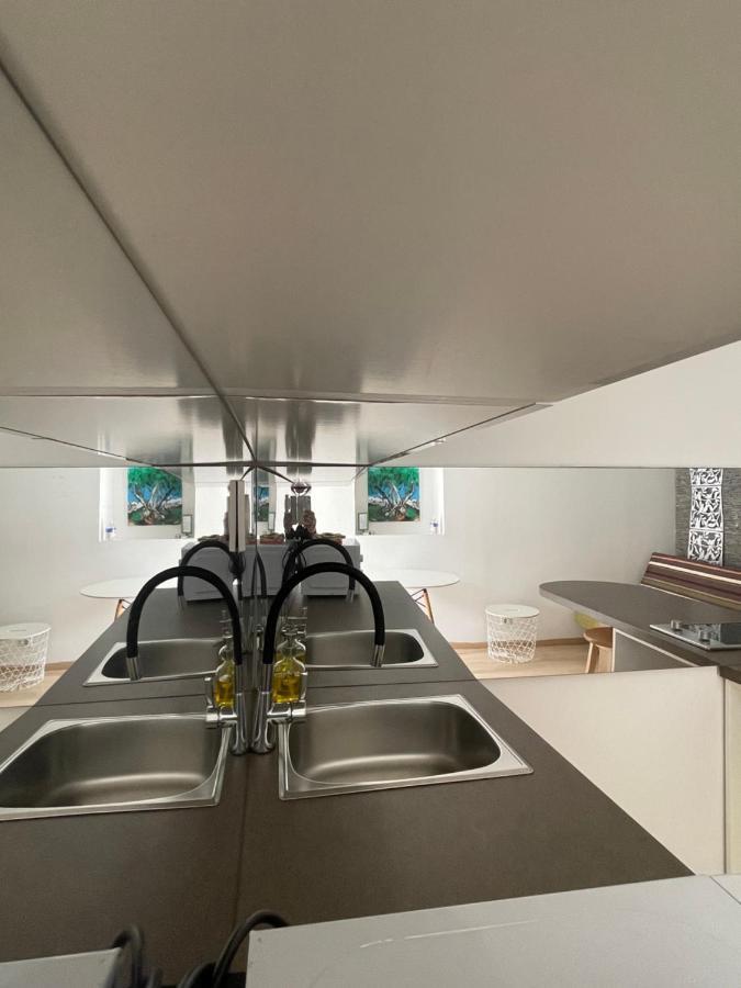 Apartments Kremenic Крес Екстериор снимка