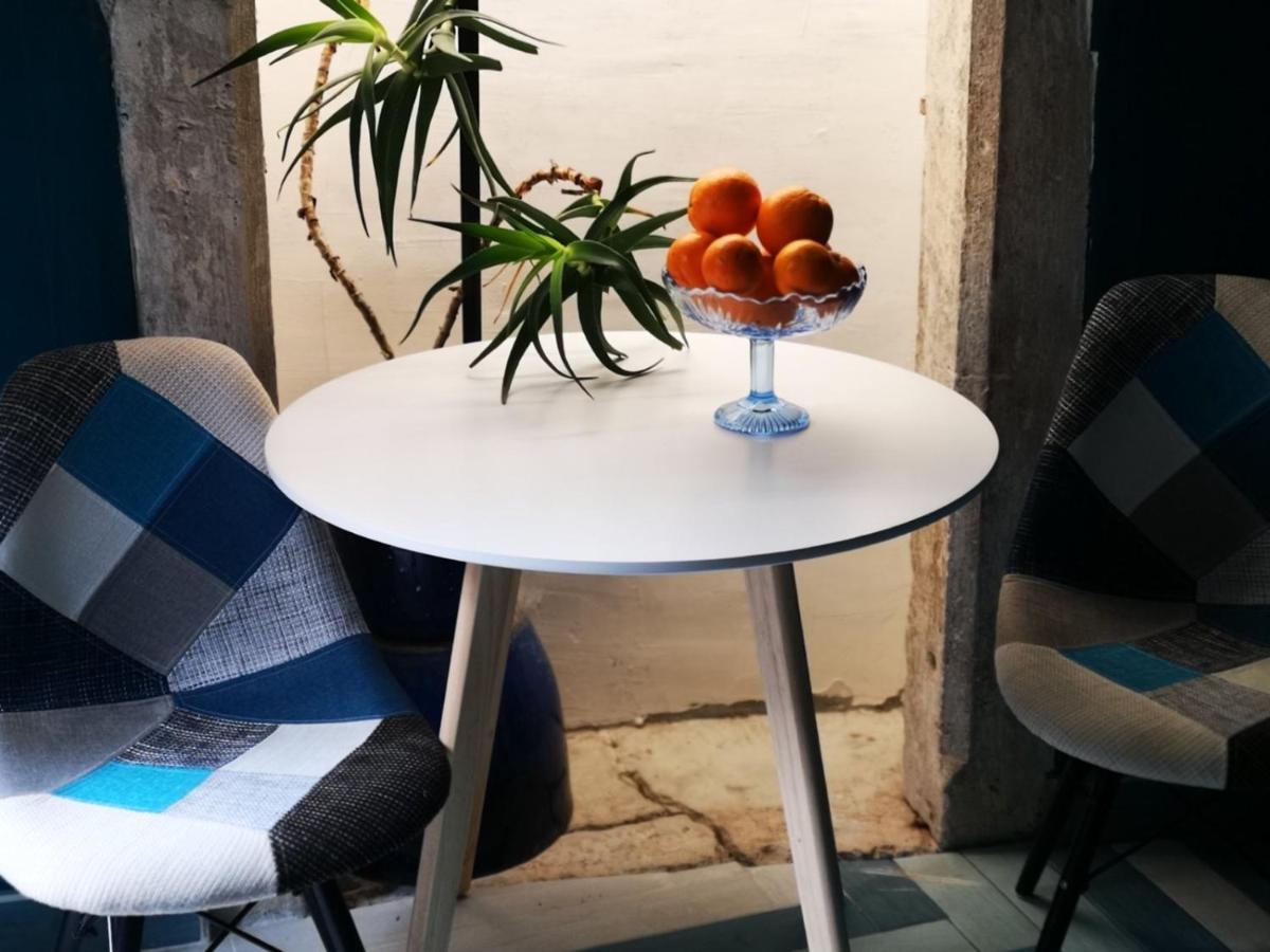 Apartments Kremenic Крес Екстериор снимка