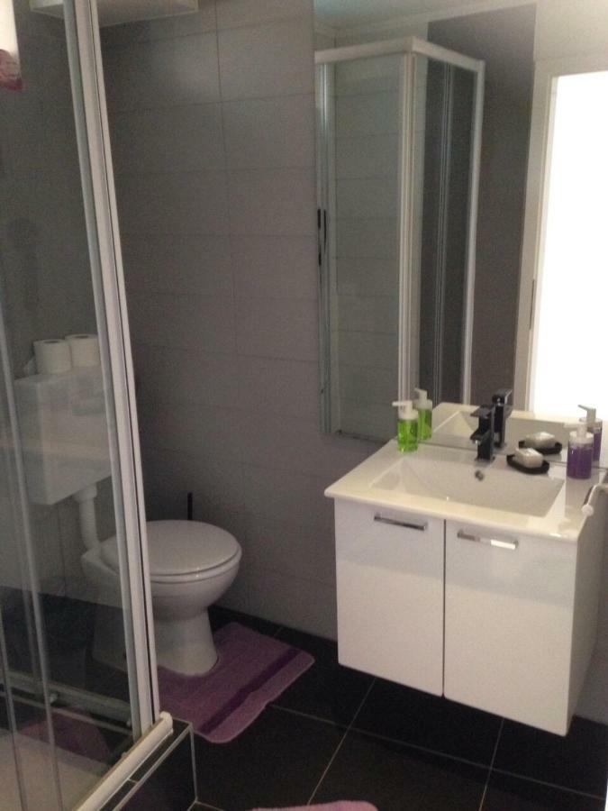 Apartments Kremenic Крес Екстериор снимка
