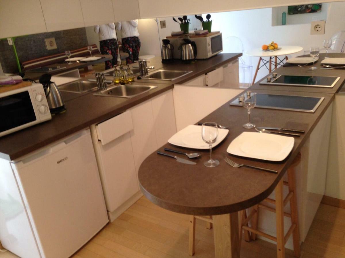 Apartments Kremenic Крес Екстериор снимка